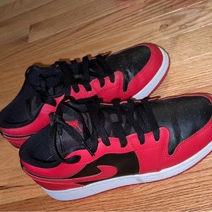 Low air Jordan 1